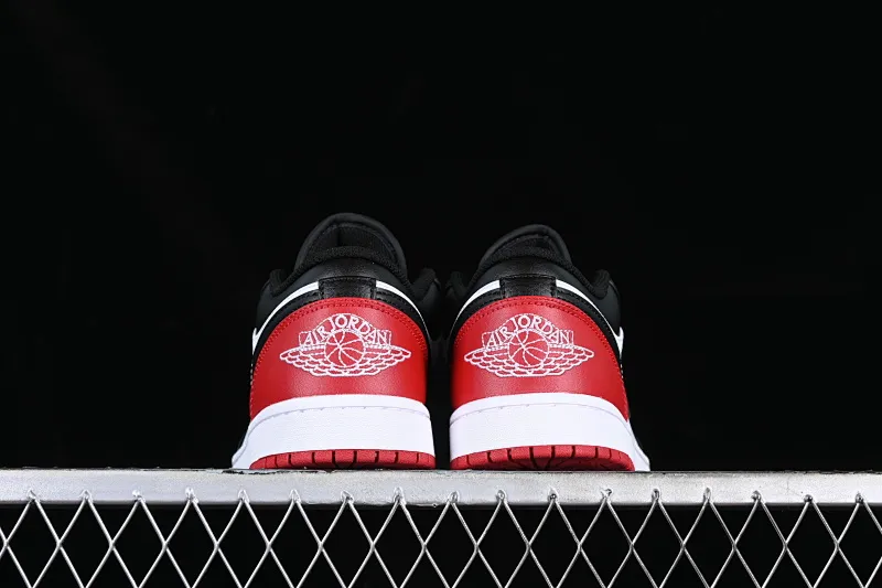 All categories Air Jordan Jordan series basketball shoes Air Jordan 1 Low G version pure original Air Jordan 1 Low SE "Bred Toe" AJ1 Joe 1 black and red low-top cultural casual sneakers 553558-161